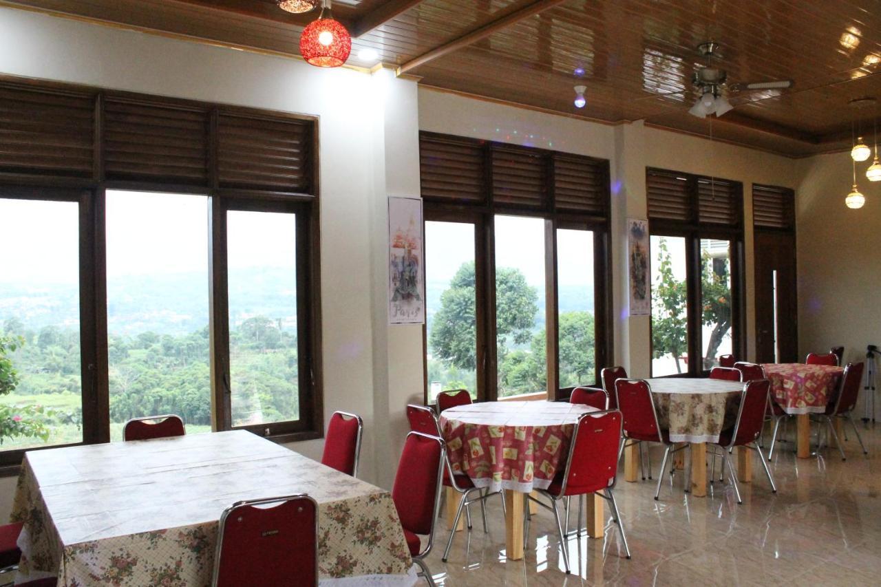 Villa Bukit Berkat Bogor Exterior photo
